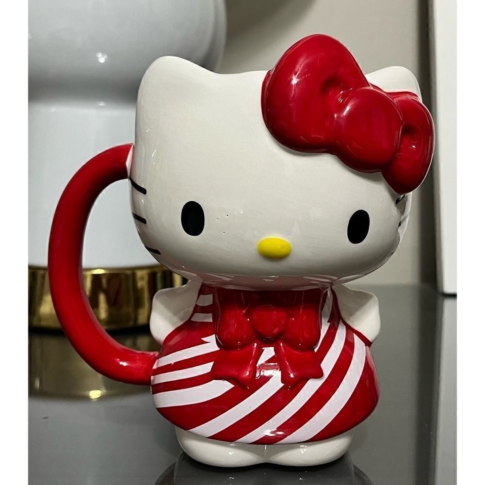 Sanrio Hello Kitty 3D Christmas 22oz Ceramic Mug